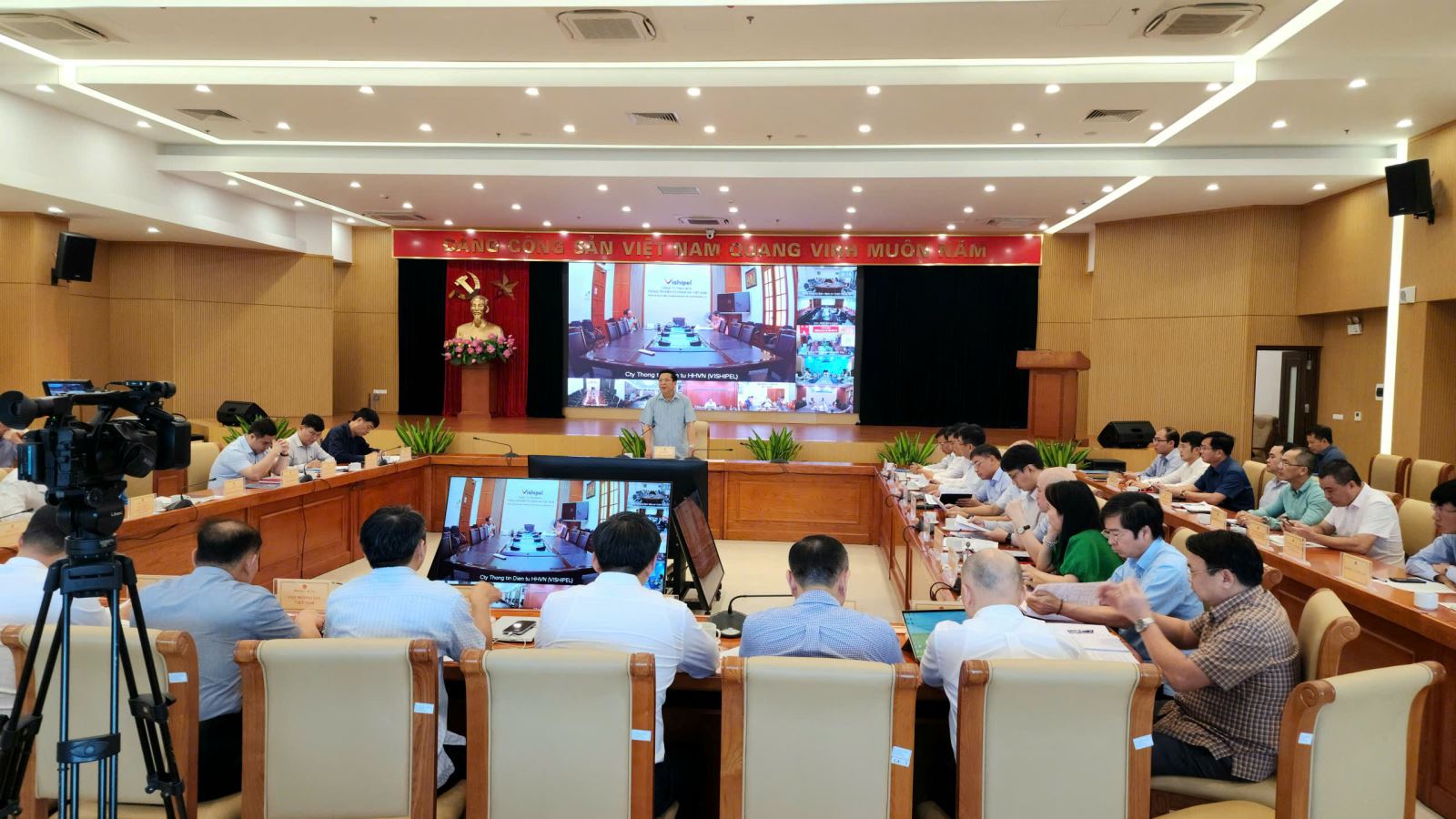 Bộ Xây dựng xếp hạng nhất về chất lượng cung cấp dịch vụ công