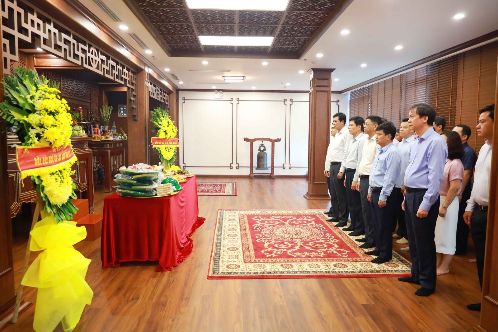Bộ Xây dựng dâng hương tưởng niệm Chủ tịch Hồ Chí Minh và các Anh hùng liệt sỹ