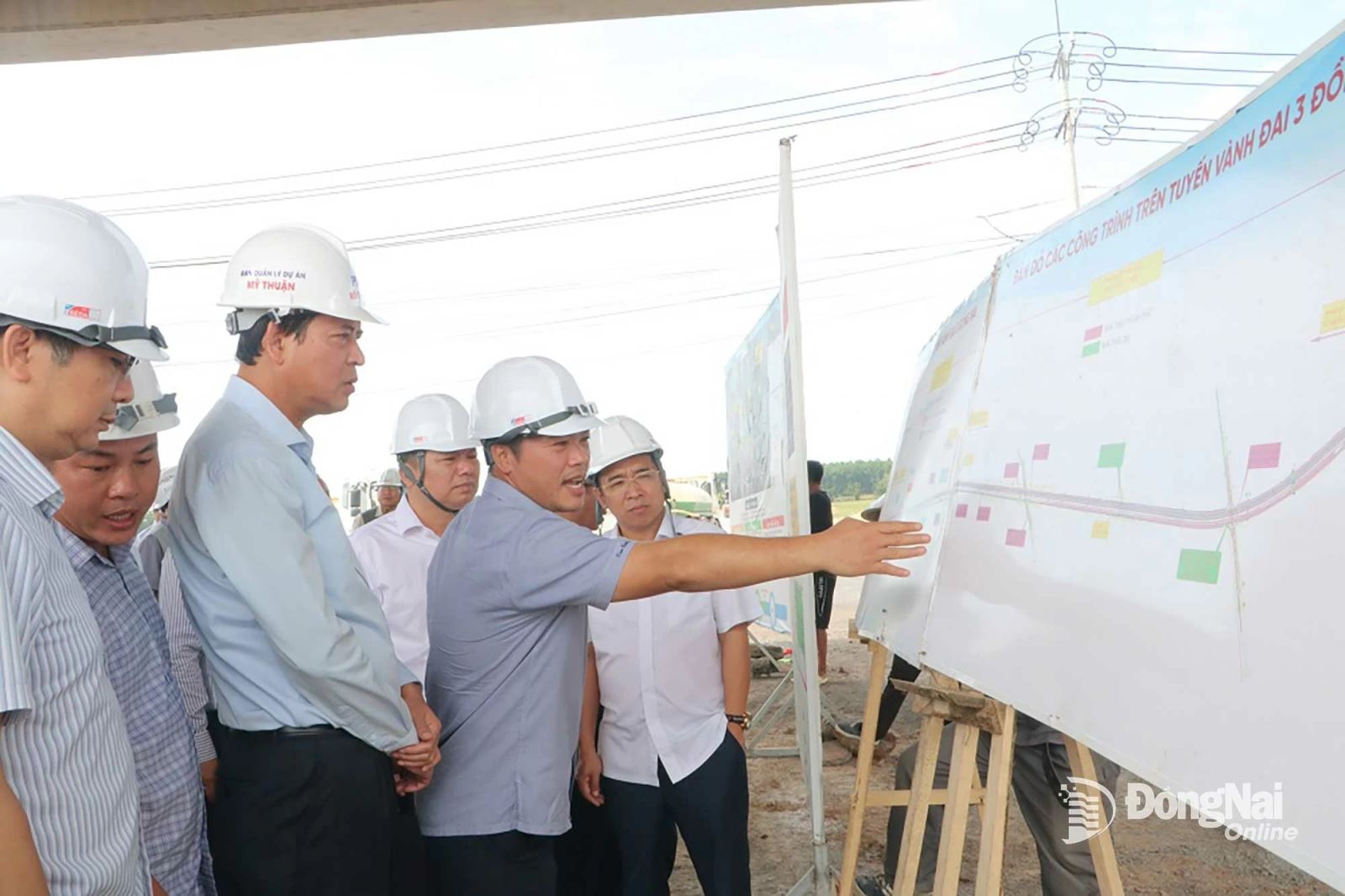 Thứ trưởng Bùi Xuân Dũng kiểm tra thực địa Dự án đường Vành đai 3 - Thành phố Hồ Chí Minh
